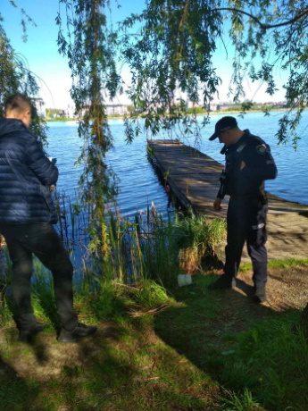На водосховищі Рівного виявили браконьєра