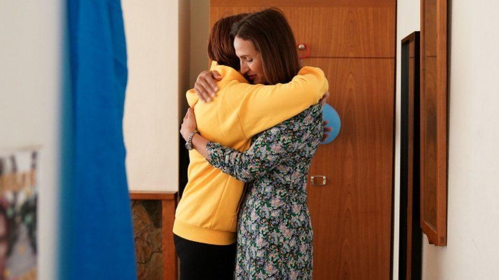 британка пофарбувла свій будинок у кьори украхнського прапора