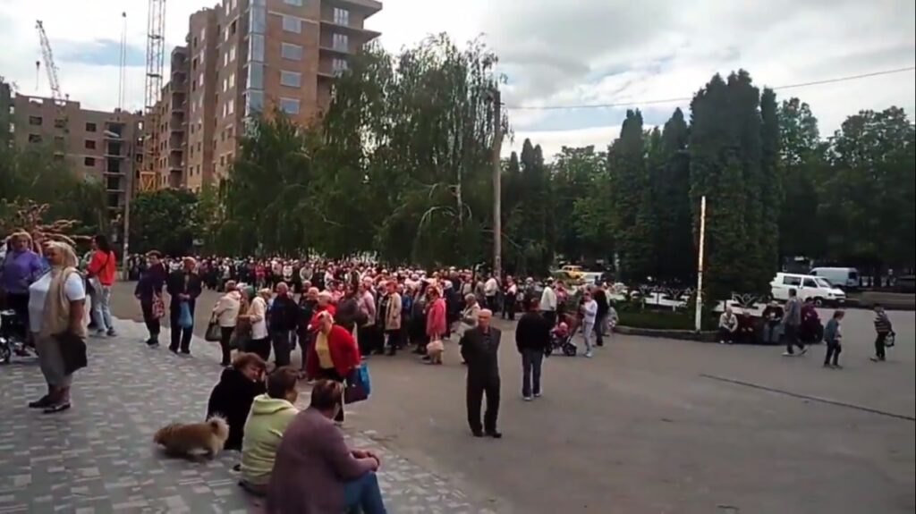 черга за борошном рівне