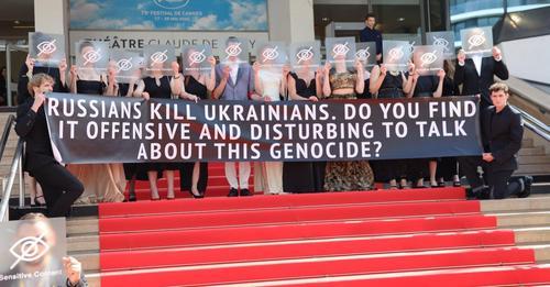 У Каннах українці включили повітряну тривогу (ВІДЕО)