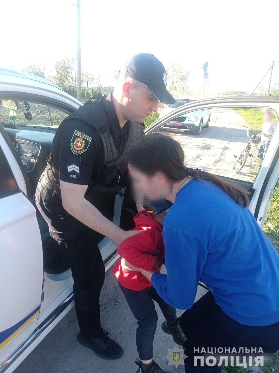 Поліцейські Дубенщини повернули додому чотирирічного непосиду