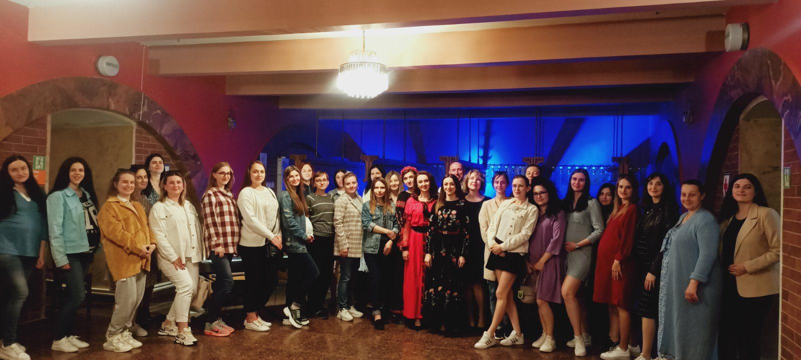 У Рівному мам навчають, як зберегти найцінніше