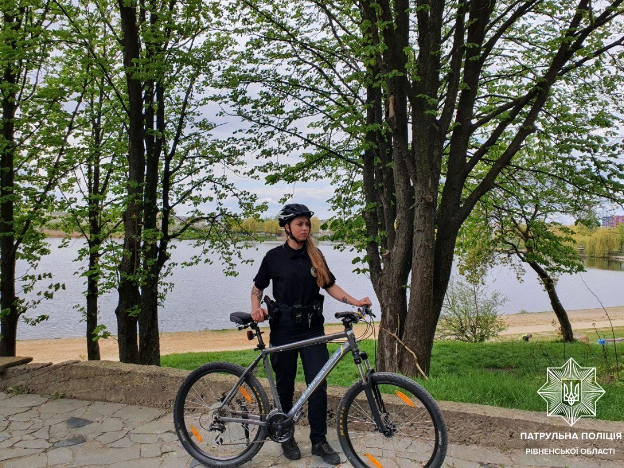 Учора в Рівному на вулиці міста виїхав велопатруль