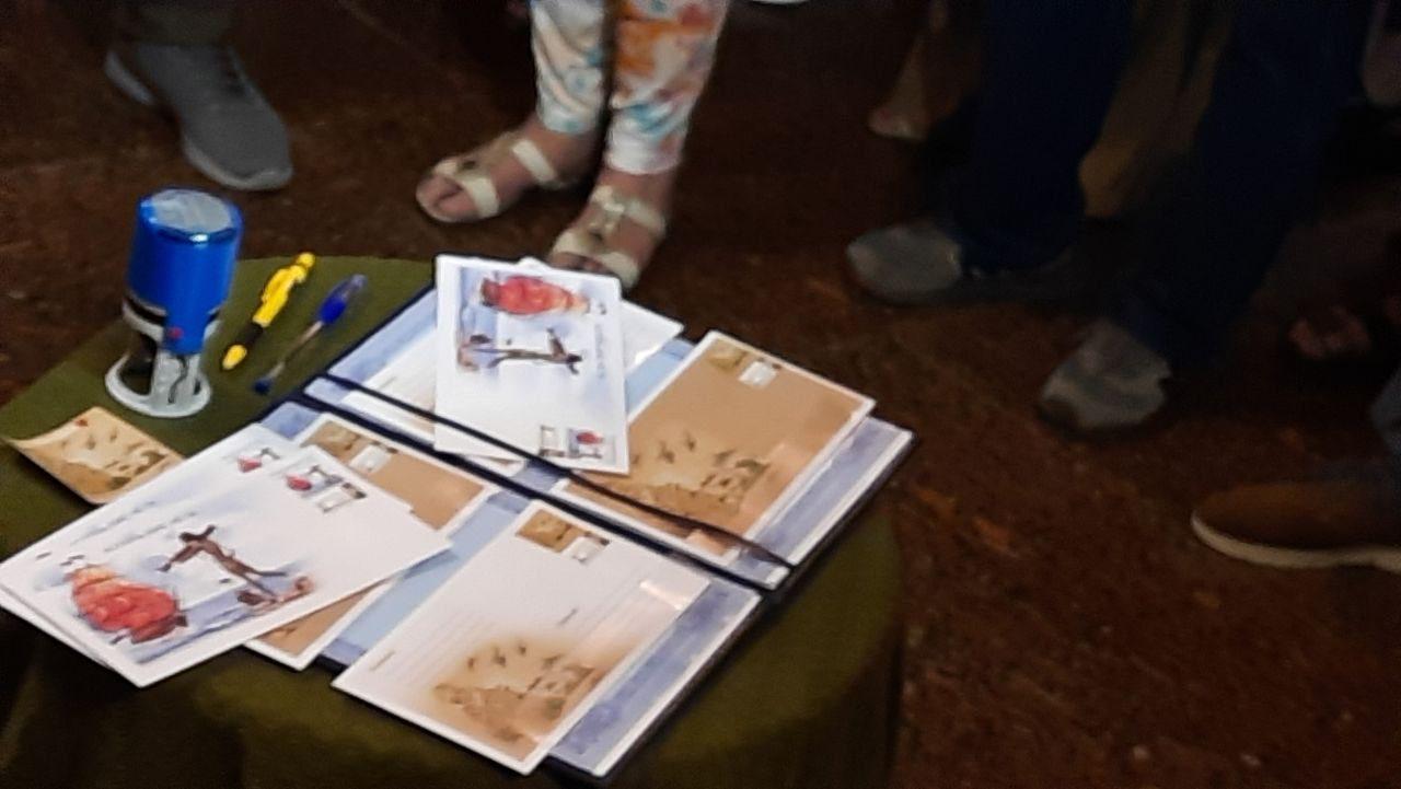 У Рівному презентували нову марку, за ескізом відомого місцевого музиканта та художника (фото)