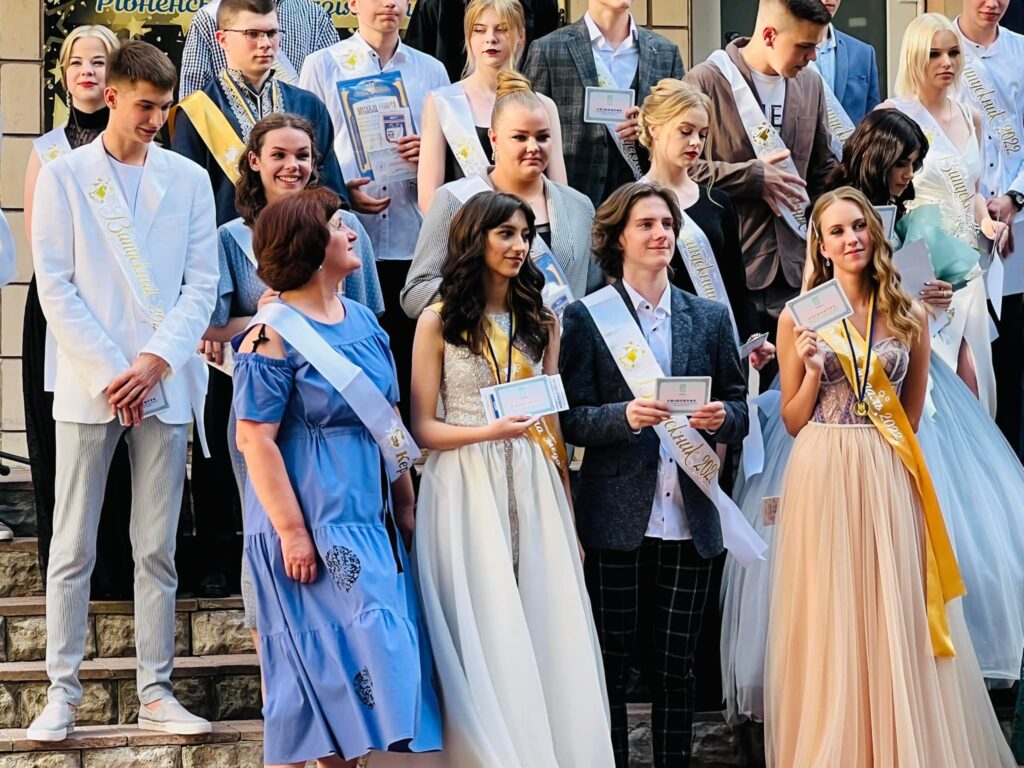 гімназія Гарморія випускний 2022
