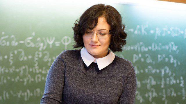 Олена Валєєва