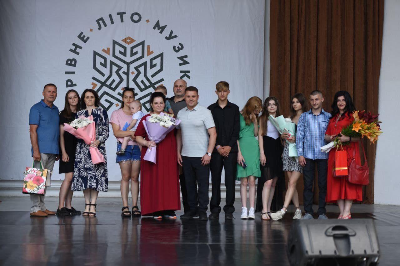 У Рівному стало більше “Матерів-героїнь”