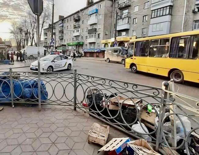 У Рівному знову оголосили війну стихійній торгівлі