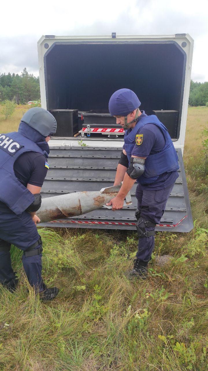 На Дубенщині знищили фугасну бомбу