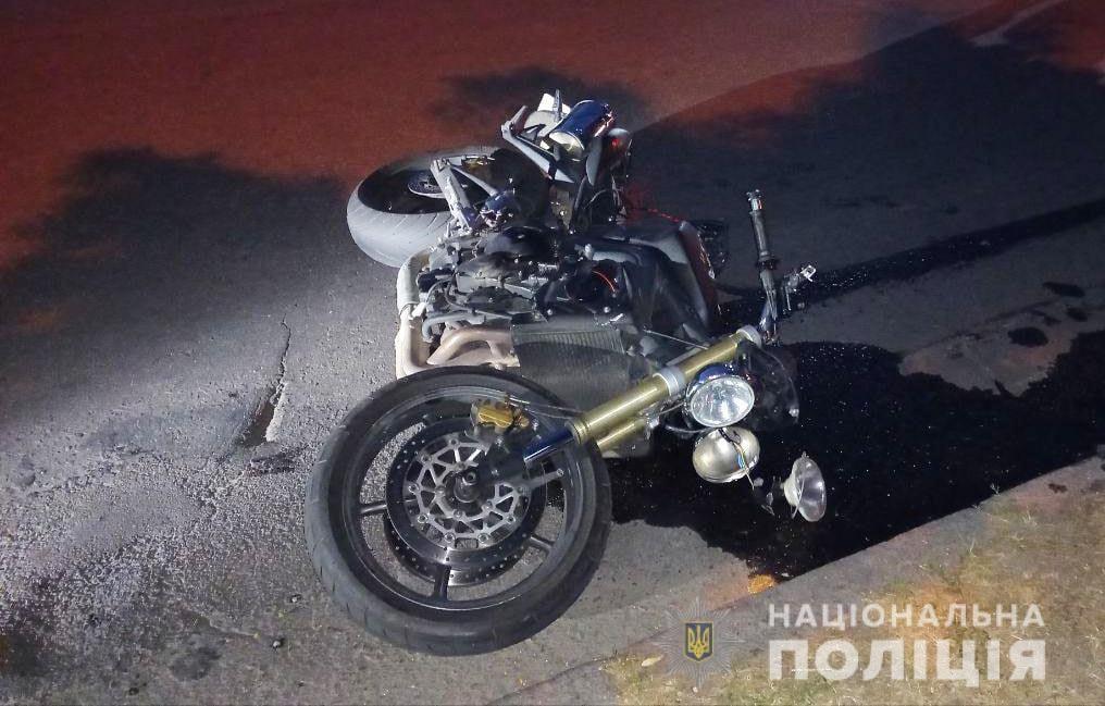 У Рівному внаслідок ДТП травмувався мотоцикліст