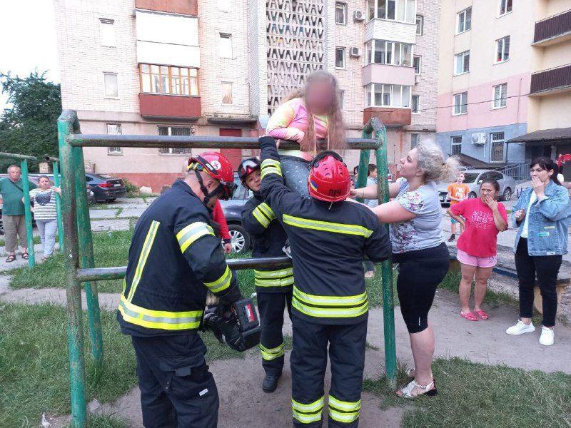 рятувальники
