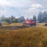 На Рівненщині горіли чаганики, господарські будівлі та автомобілі