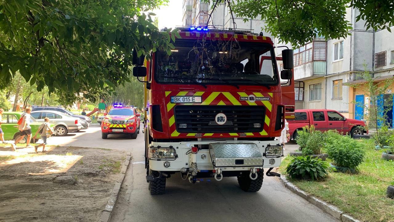 У Рівному підпалили двері квартири у багатоповерхівці