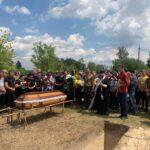 На Рівненщині попрощалися із ще одним Героєм