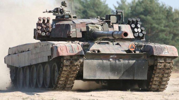 Польща передала Україні танки