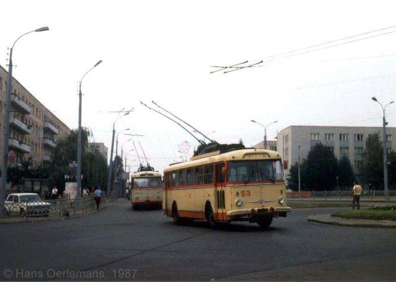 тролейбус школа рівне