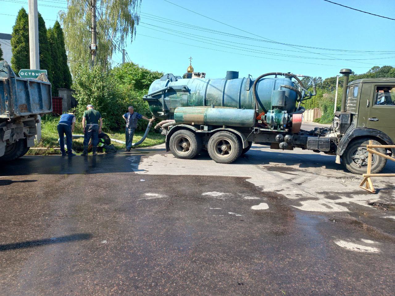 Кілька вулиць Рівного – без води