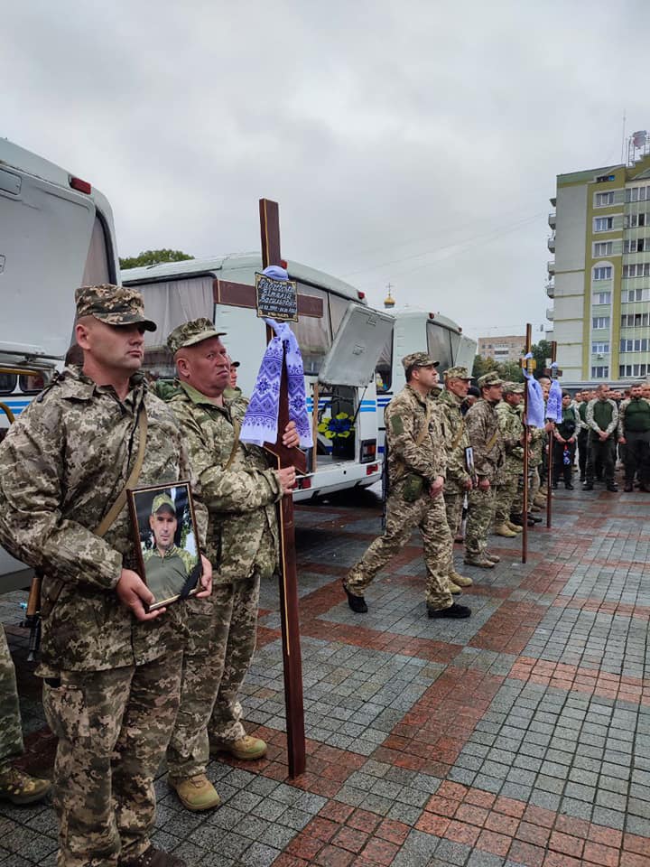 У Рівному попрощалися з трьома героями