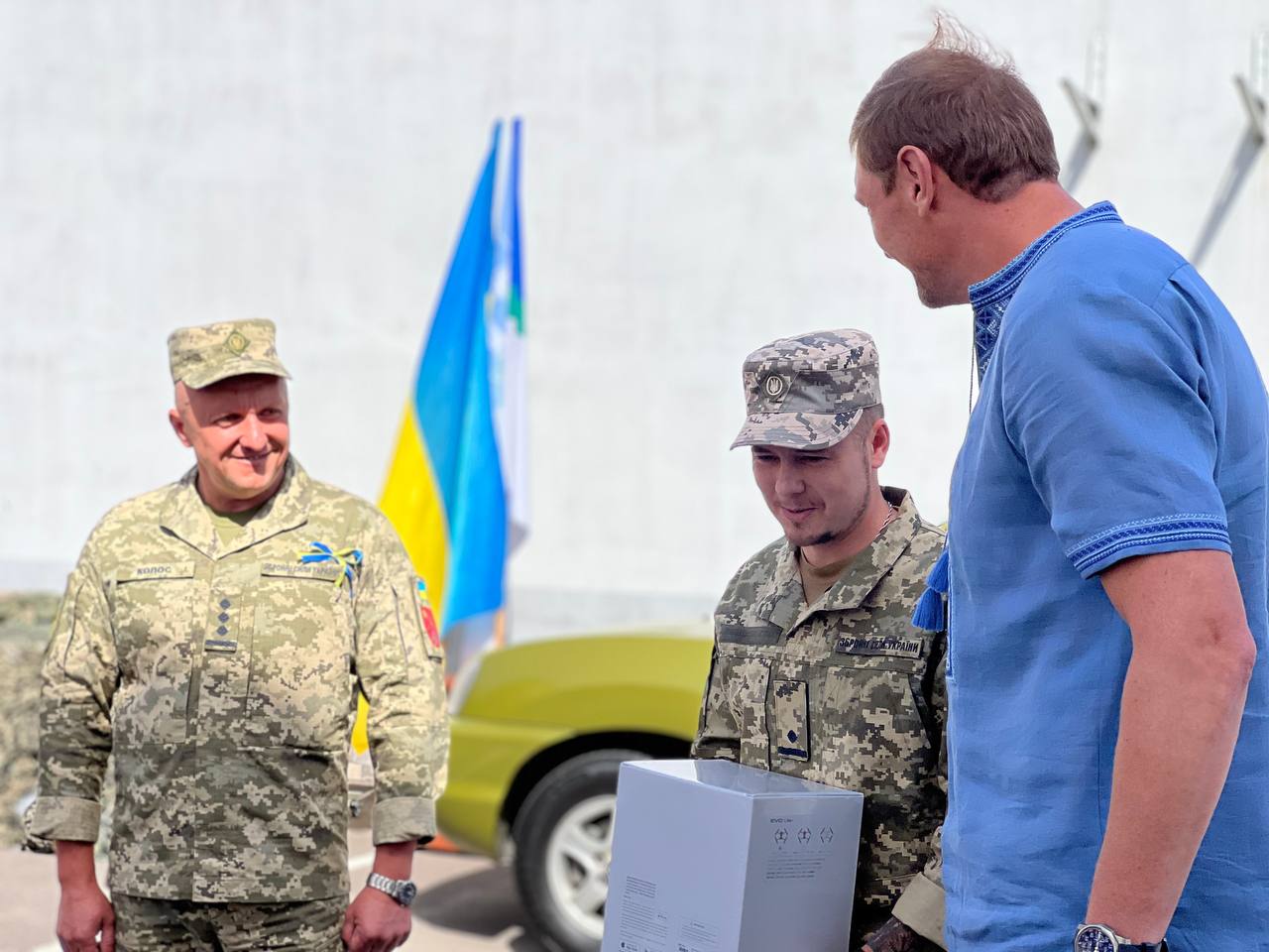 Квадрокоптер та автомобіль – чергова допомога для ЗСУ від рівнян