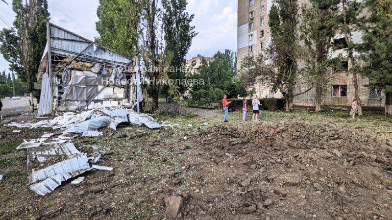 Окупанти обстріляли порт Миколаєва та житлові квартали міста