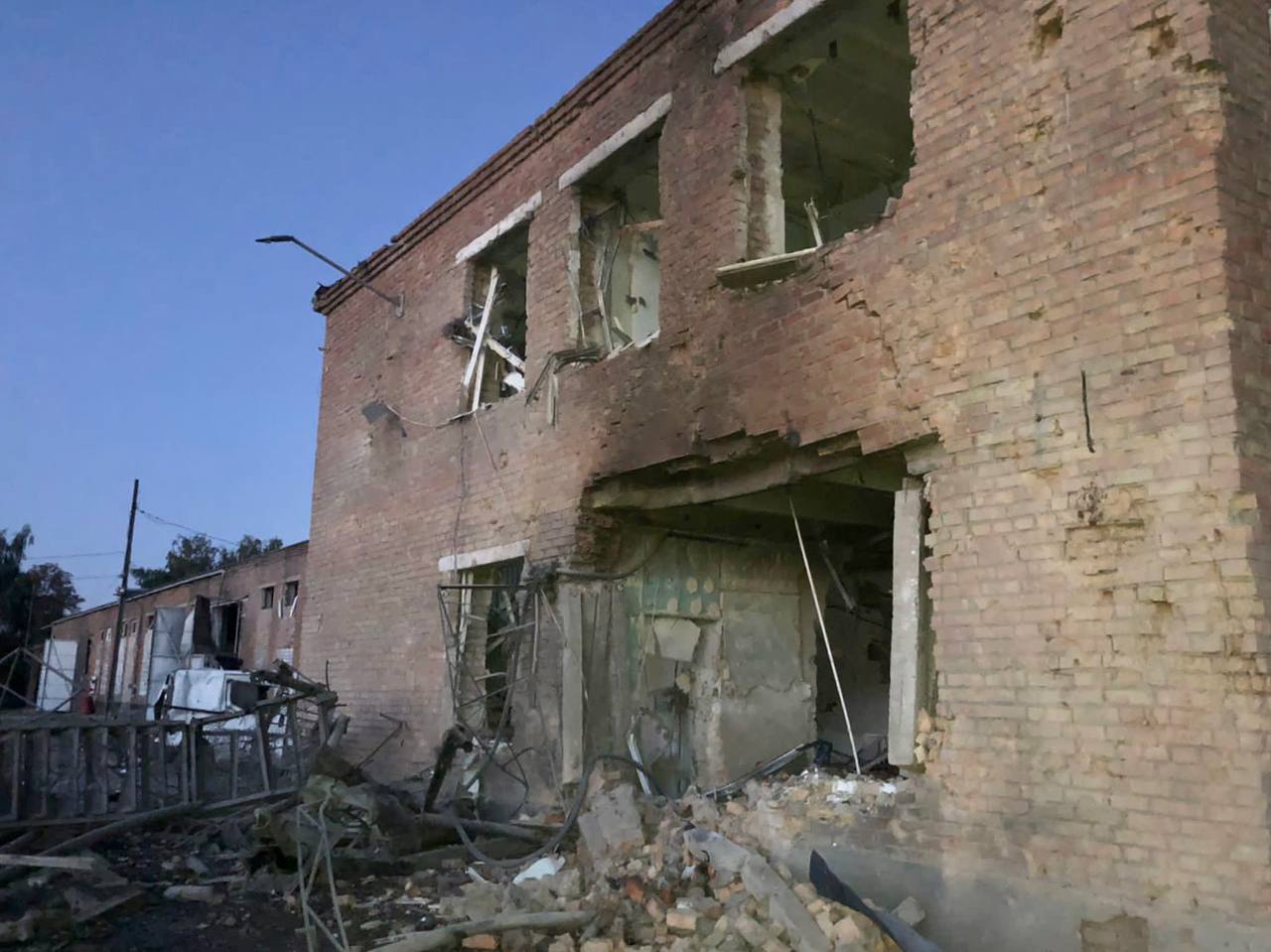 Ворог вночі обстріляв ракетами та артирелією Дніпропетровщину