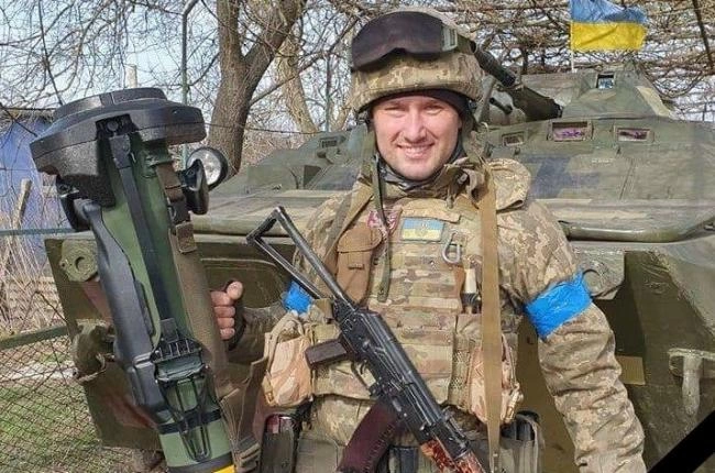 молодший сержант Сергій Смирнов