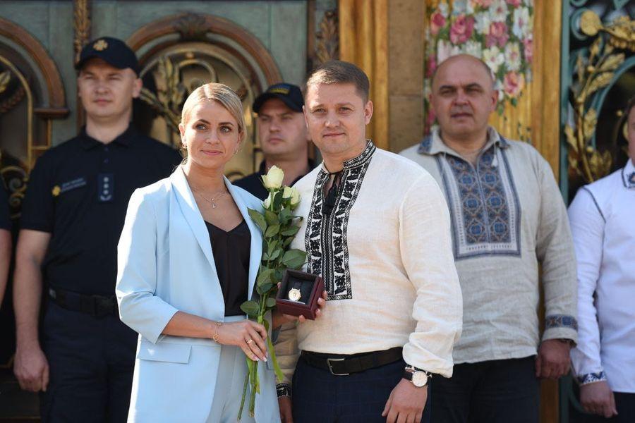 Очільник Рівного нагородив волонтерів