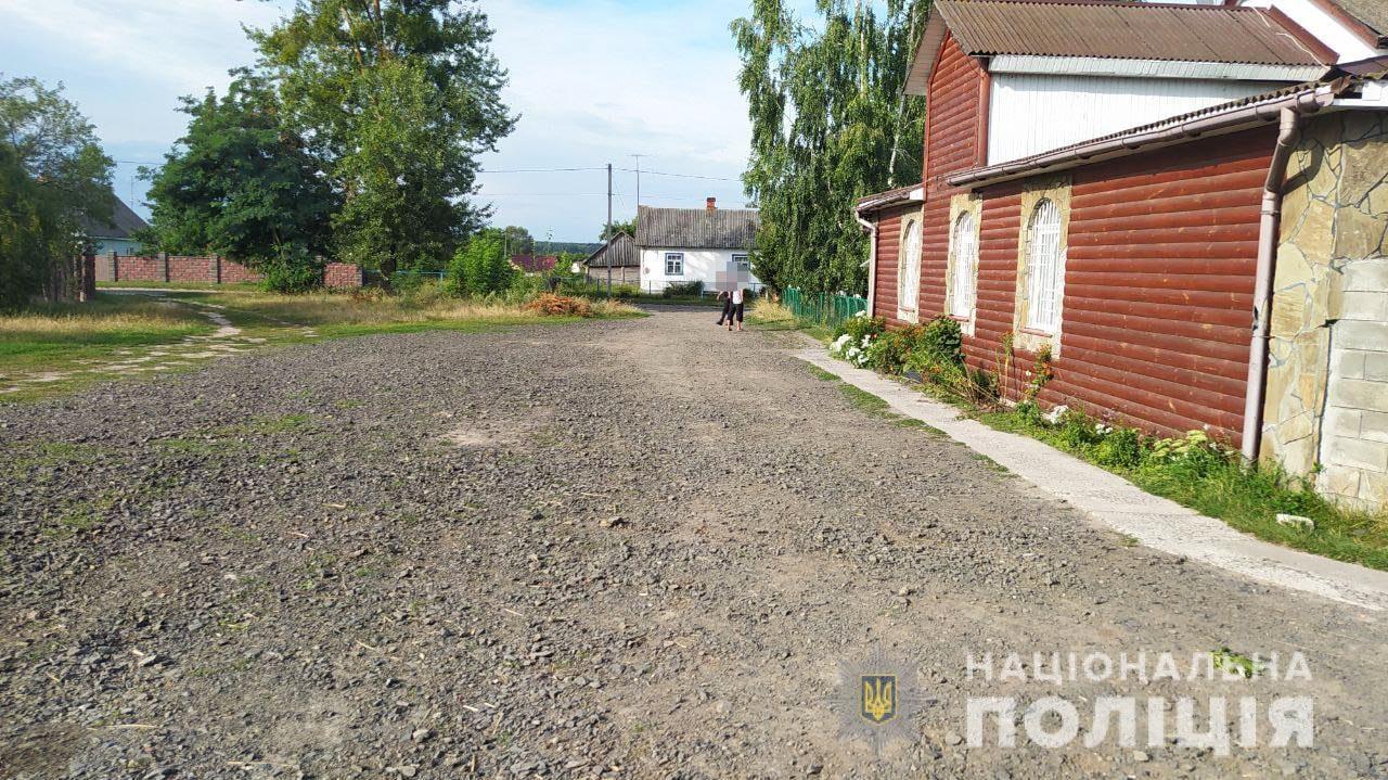 Поліцейські на Рівненщині затримали підозрюваного у завданому тяжкому тілесному ушкодженні