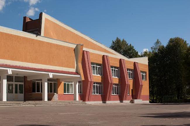 У Рівному припинено навчання в школах