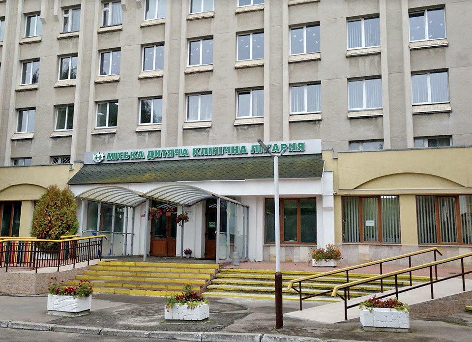 Співпраця медичних закладів з іноземними партнерами