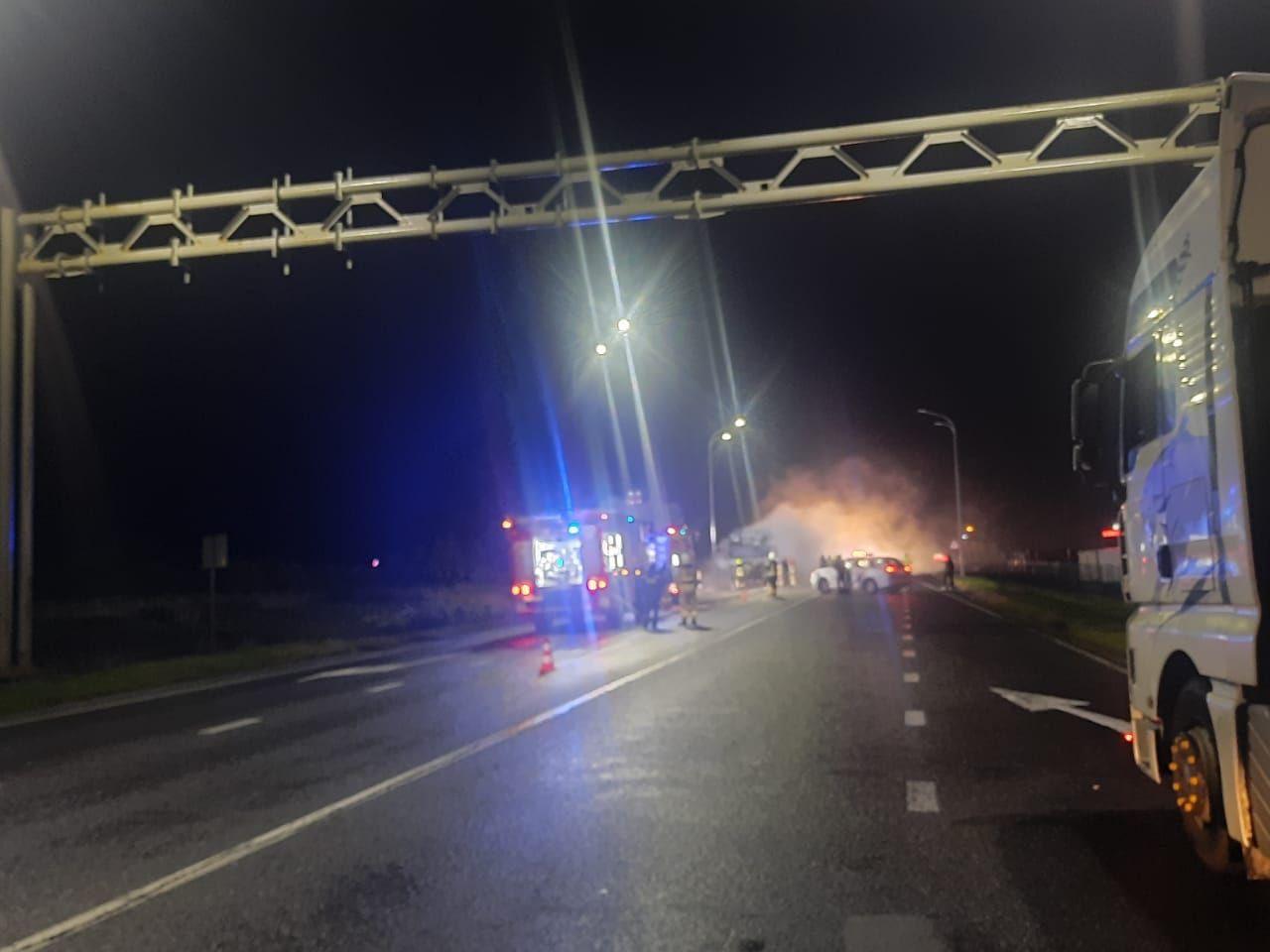 На Рівненщині під час руху загорівся автомобіль