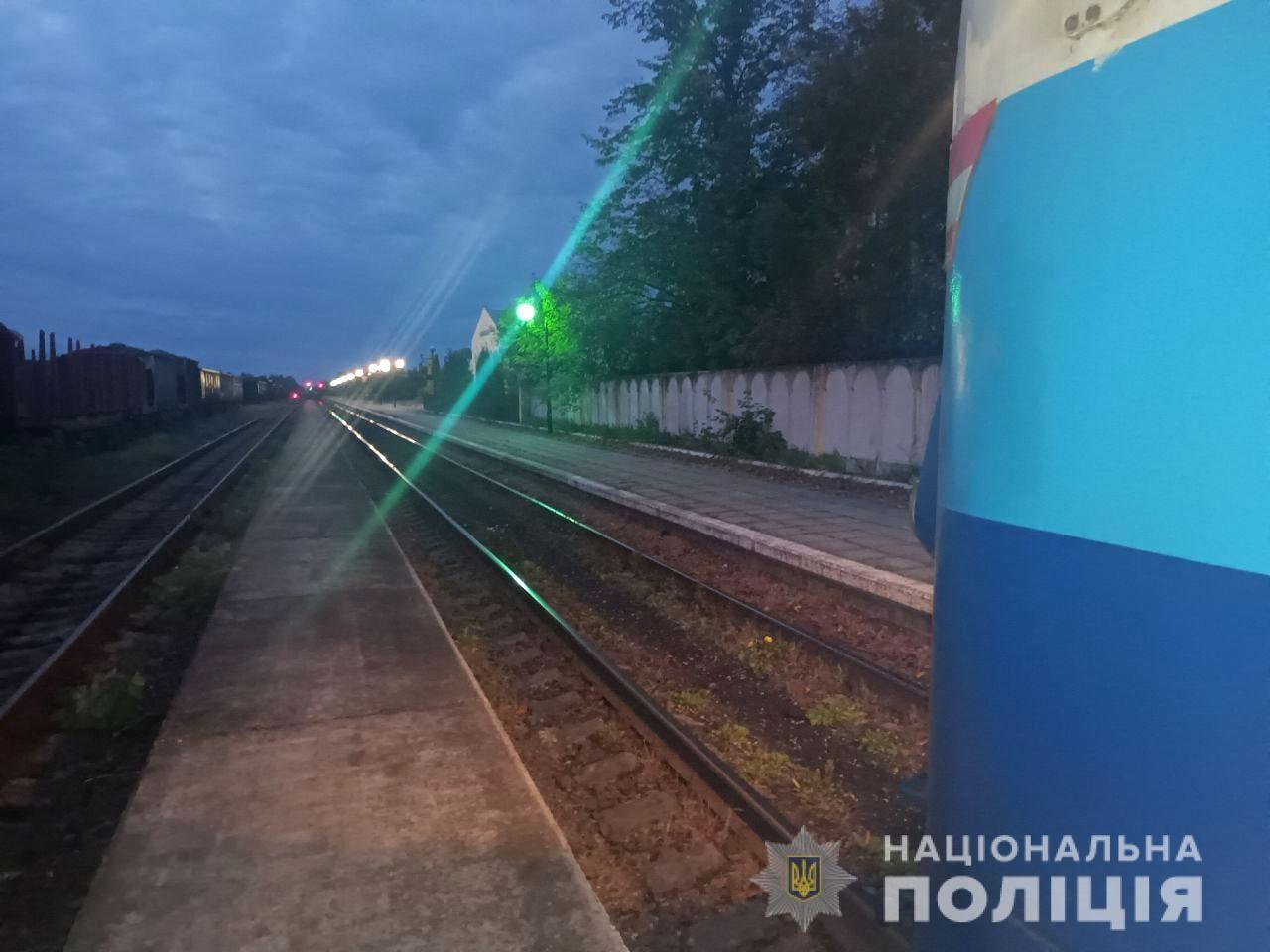 На Рівненщині жінка потрапила під потяг