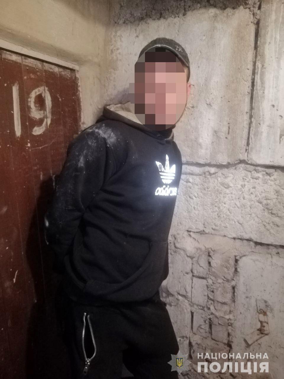 Рівнянка допомогла патрульним затримати злодія