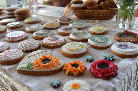 У Рівному майстер-клас із кондитерства презентували людям з інвалідністю