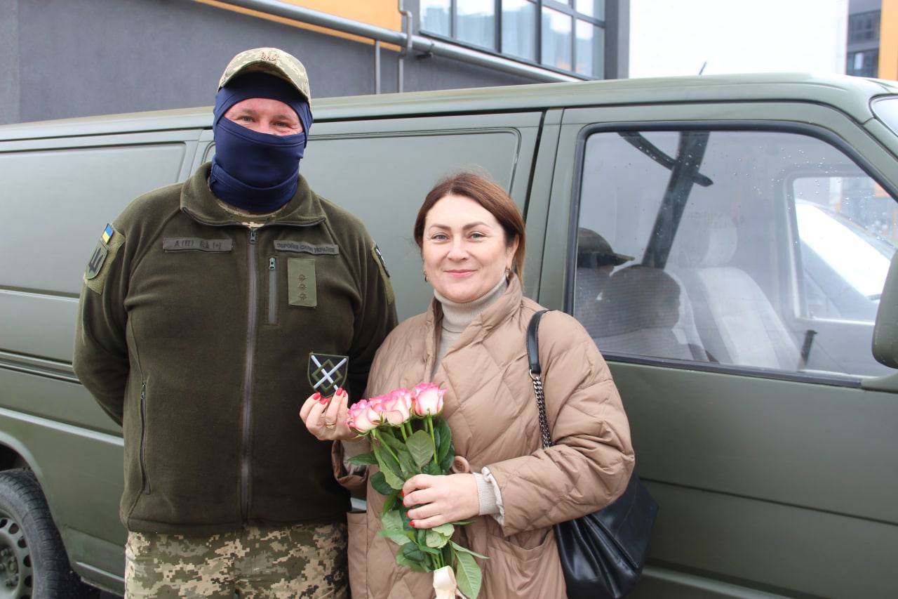 Рівняни передали ЗСУ ще один автомобіль
