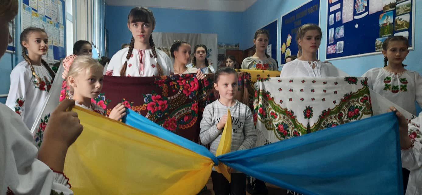 “Ми вірим в майбутнє твоє, Україно!”