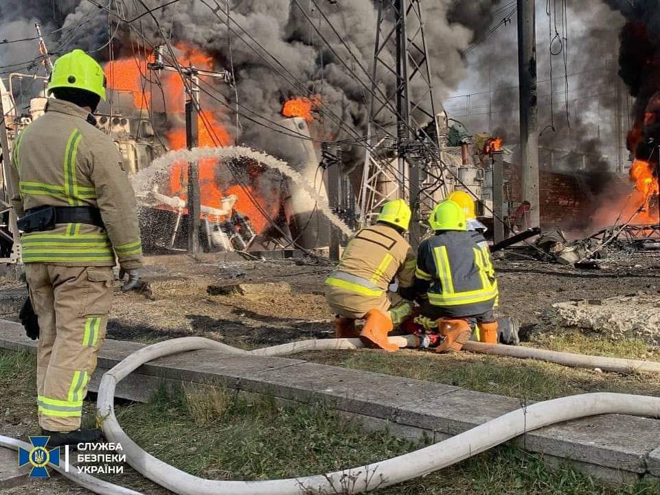 СБУ відкрила два кримінальні провадження за фактом обстрілу критичної  інфраструктури на Рівненщині