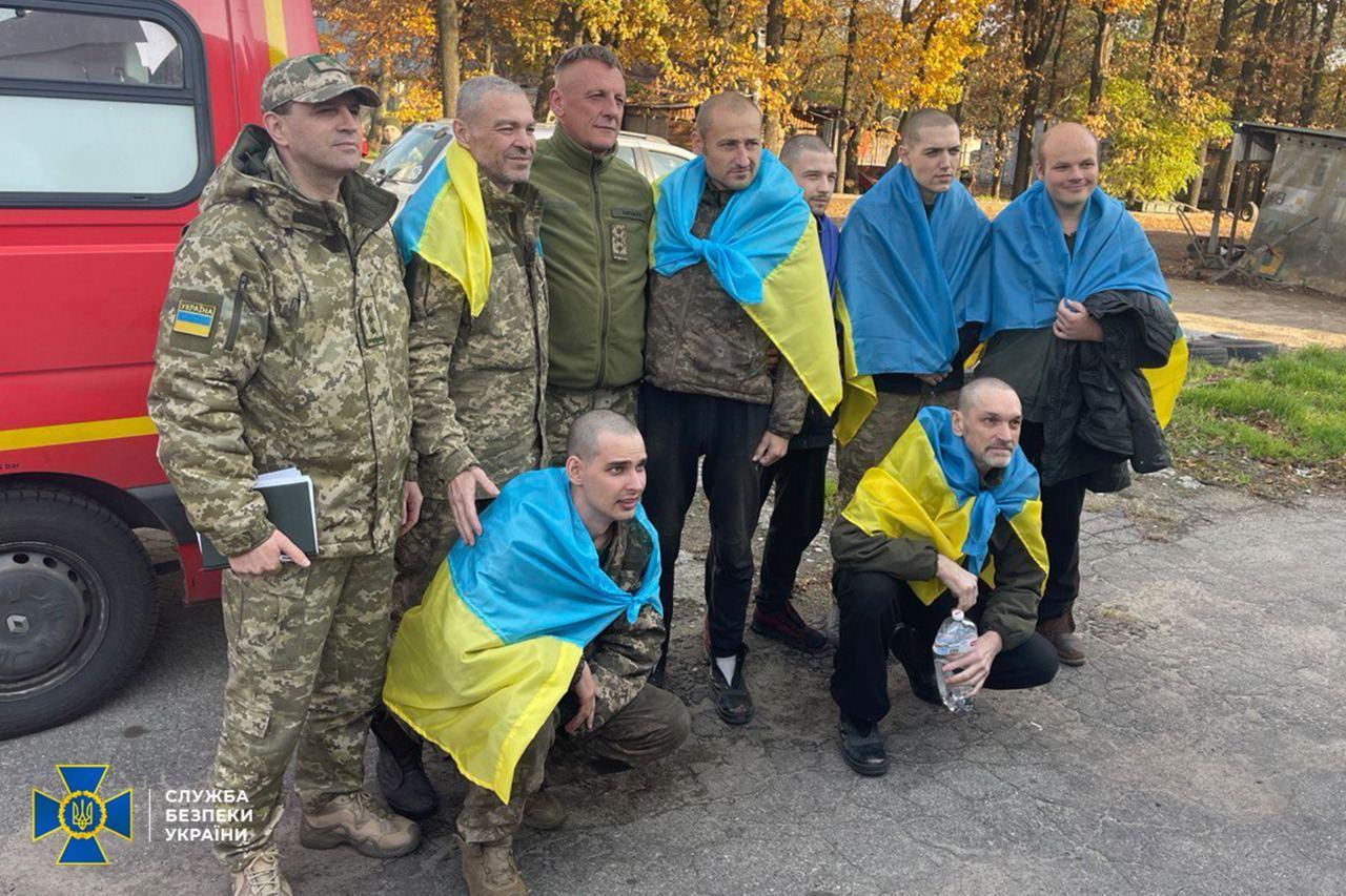 Сьогодні з російського полону звільнили ще 52 українців