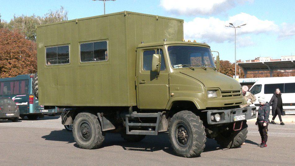 Ремонт вантажівки для ЗСУ обійшовся волонтерам з Рівного у 72 тисячі гривень