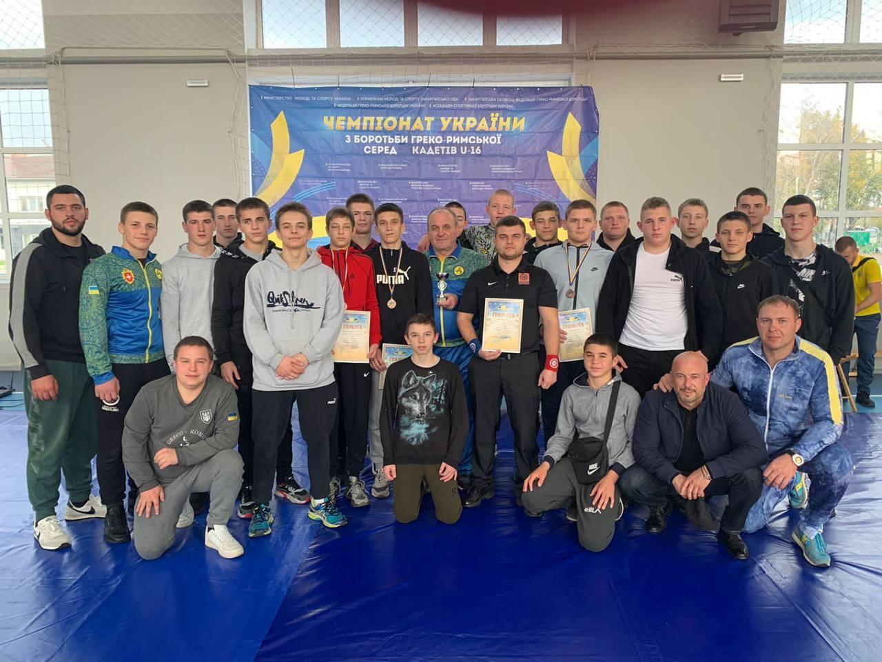 Рівненські борці здобули медалі на чемпіонаті України