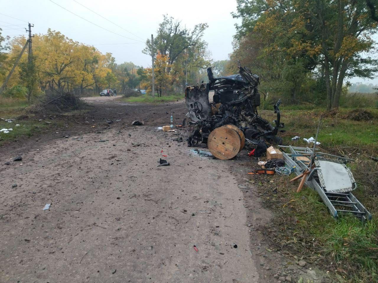 В Охтирському районі на міні підірвалось авто
