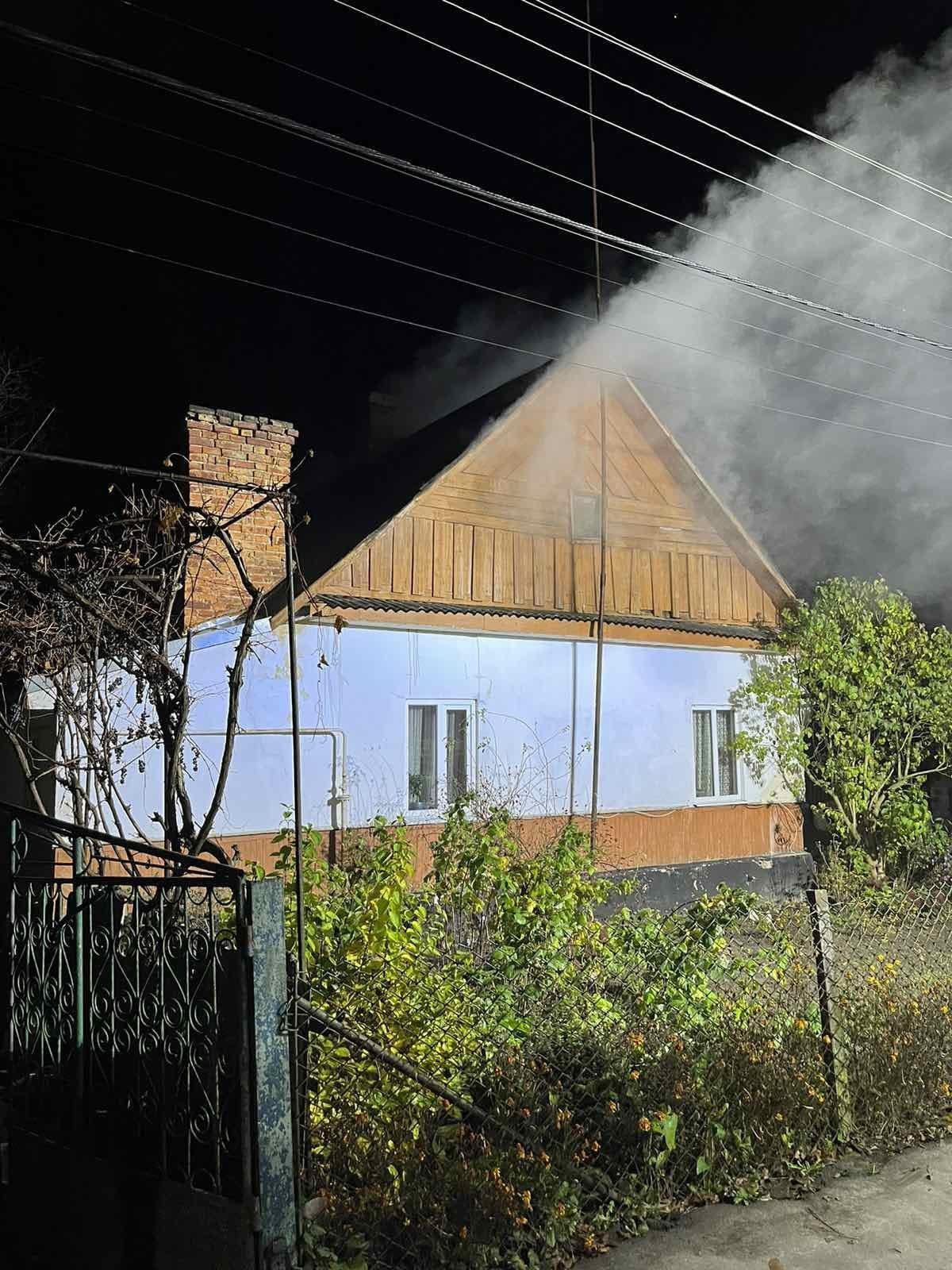У місті Дубно ледве не згорів приватний житловий будинок
