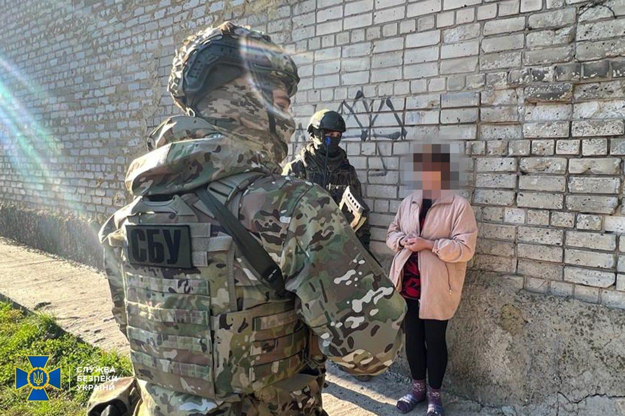 СБУ затримала організаторку фейкового референдуму рф на Луганщині