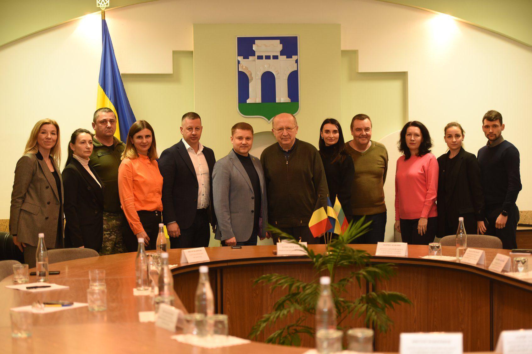 Європарламентарі в Рівному вивчали потреби міста в генераторах