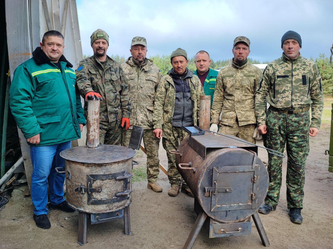 Рівненські енергетики передали військовим буржуйки