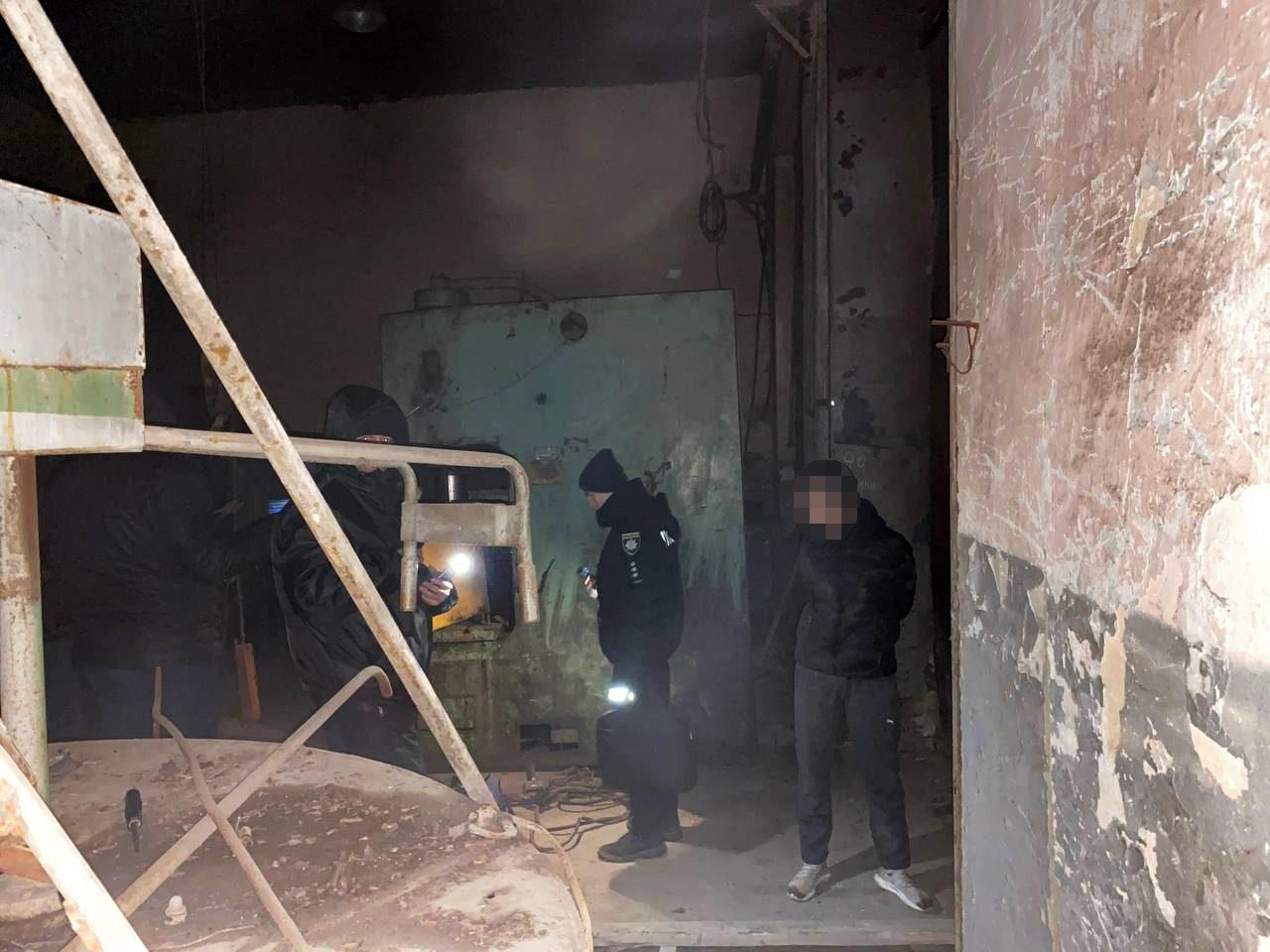 У Рівненському районі на спробі крадіжки з підприємства викрили зловмисника