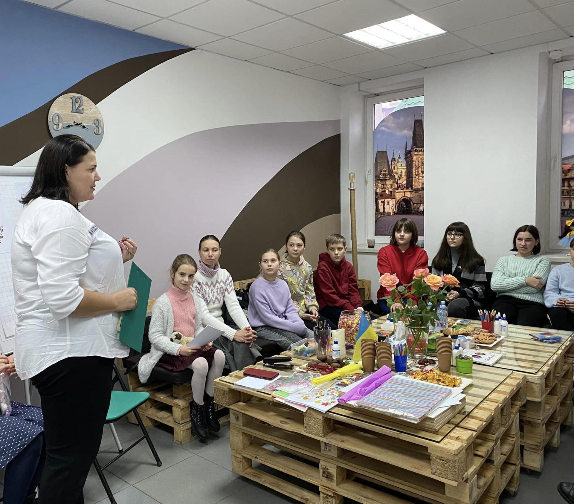 Майстерня з виготовлення книги власного імені відкрилась у Рівному