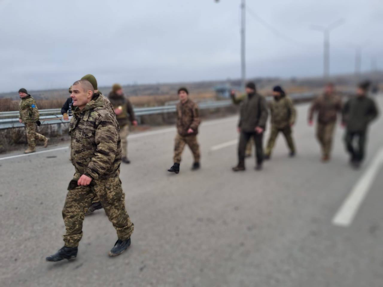 Україна звільнила з полону ще 12 людей
