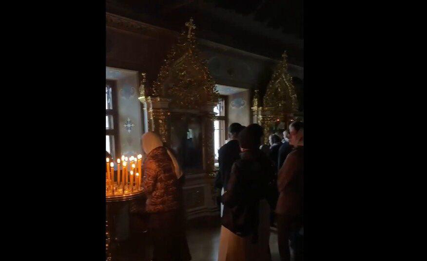В одному з храмів Лаври співали пісень, що вихваляють рускій мір