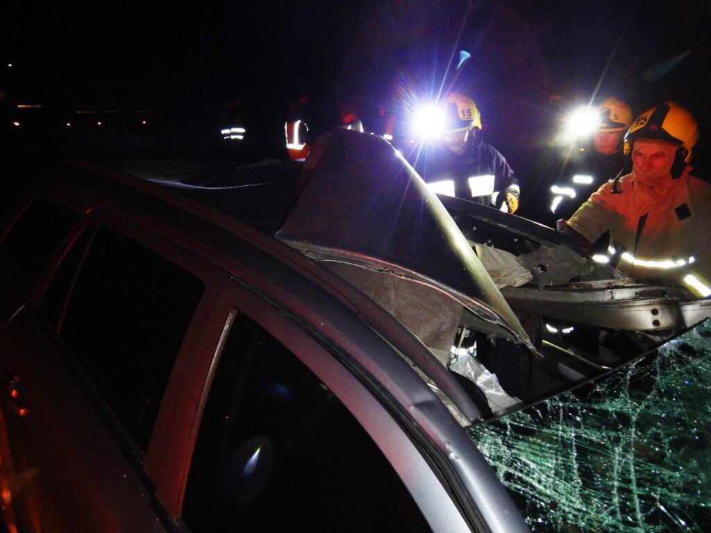 В подвійній ДТП на автодорозі «Київ-Чоп» загинув водій